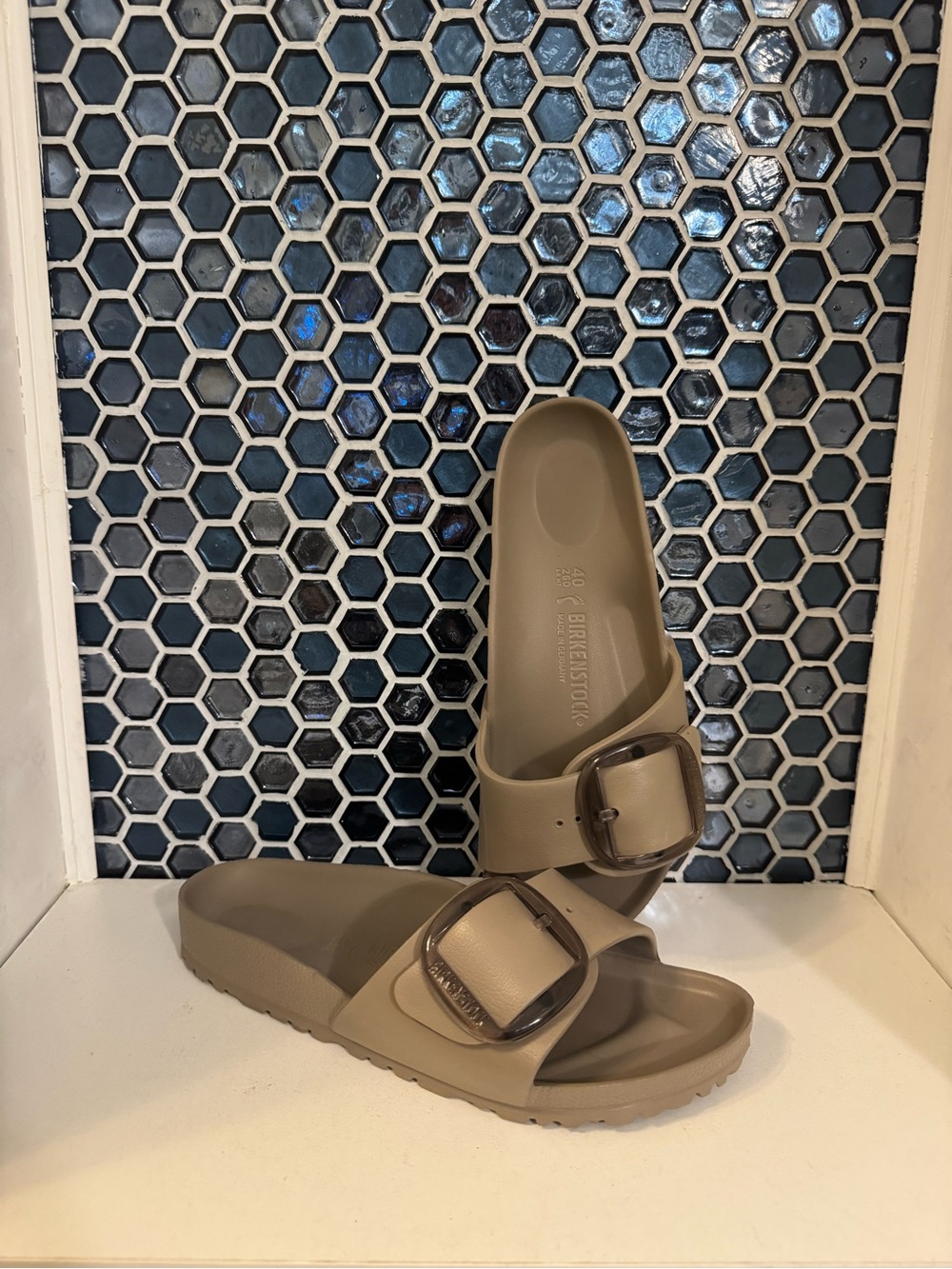 Birkenstock Madrid Big Buckle EVA Light Sandals 40 Taupe New w/out box. size 9